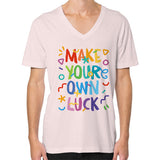 V-Neck (on man) Light pink neveragaintobemade